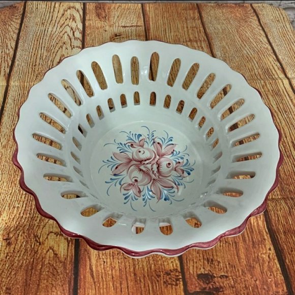 Vintage R.C. Cal Fruit Bowl Scalloped Hand Painted ceramic floral pottery - Picture 3 of 5